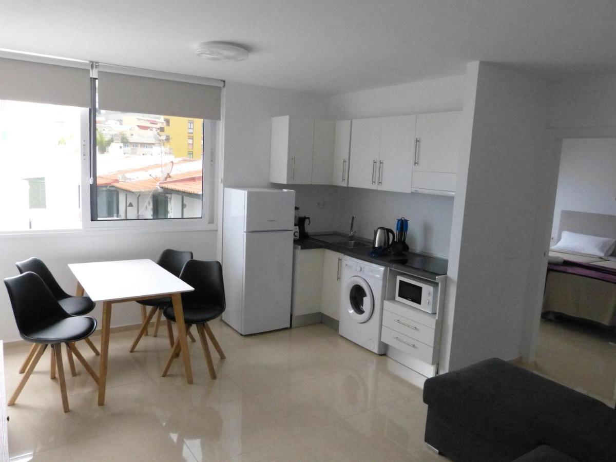 Suncanarias Apartamentos Cristal Playa La Arena Puerto de Santiago  Exteriör bild