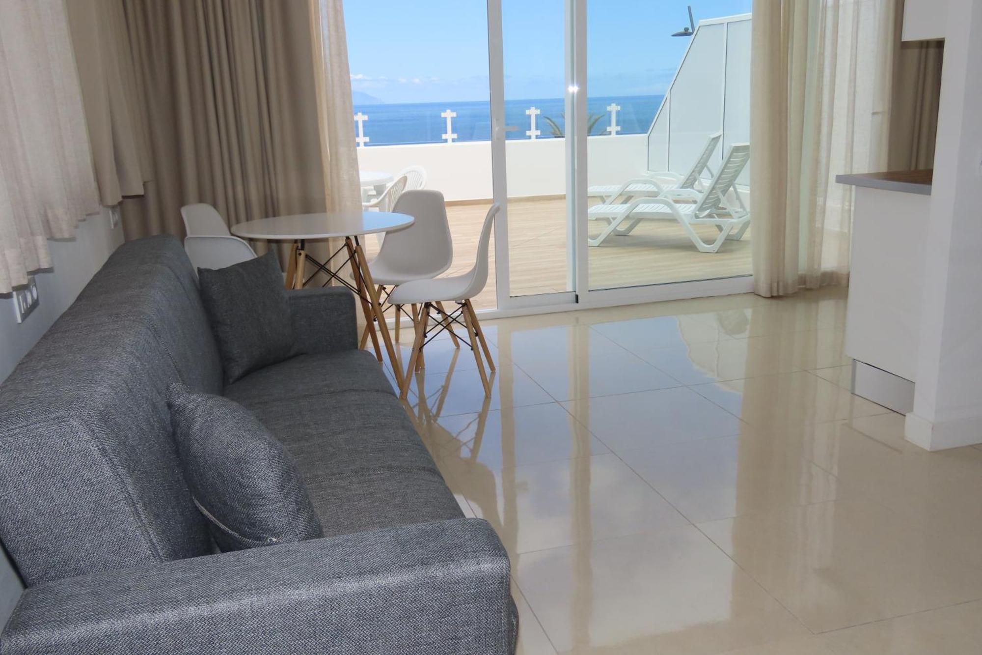 Suncanarias Apartamentos Cristal Playa La Arena Puerto de Santiago  Exteriör bild